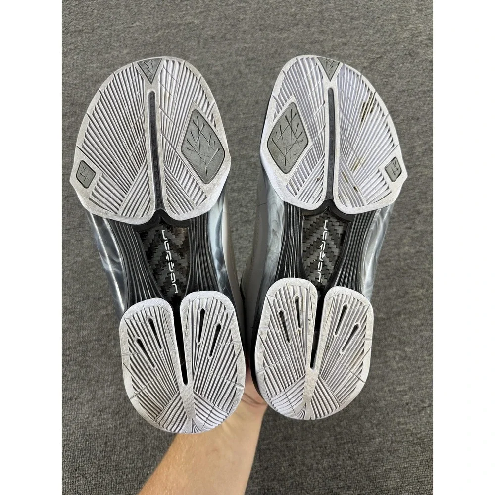 Jordan Air Jordan 2009 Shoes Mens 10.5 White Silver Black Sneakers 343084-161